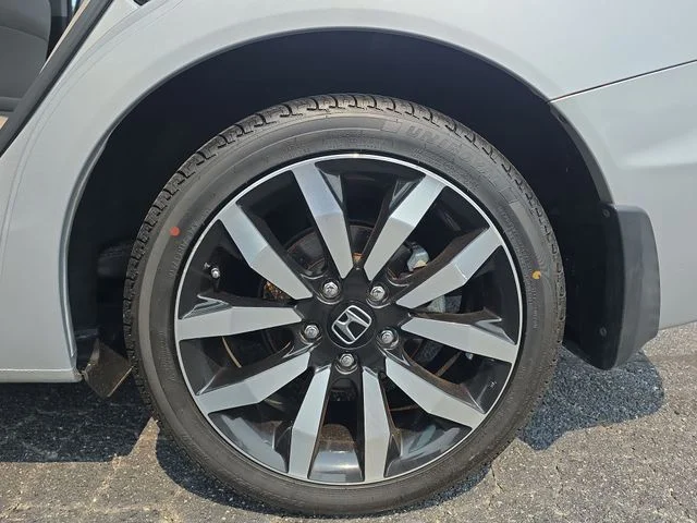 Used 2015  Honda EX-L image 34