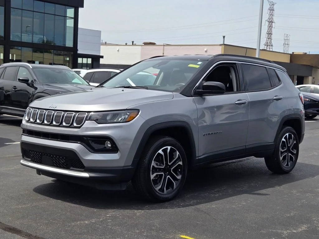 Used 2022 Silver Jeep Limited image 1
