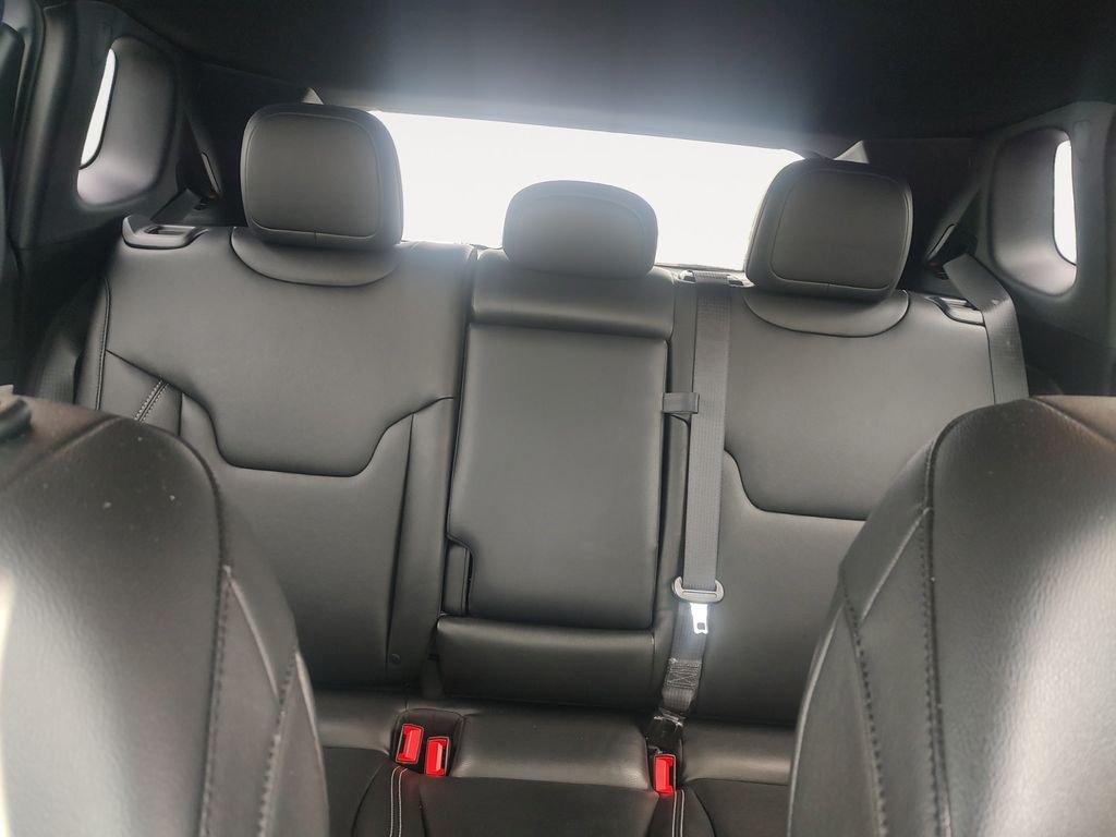 Used 2025 Silver Jeep Limited image 13