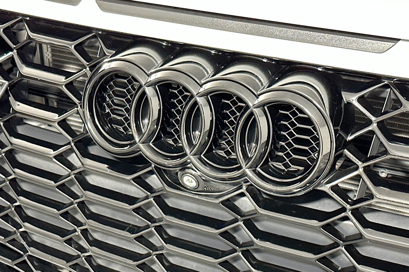 Used 2023 Glacier White Metallic Audi  image 15