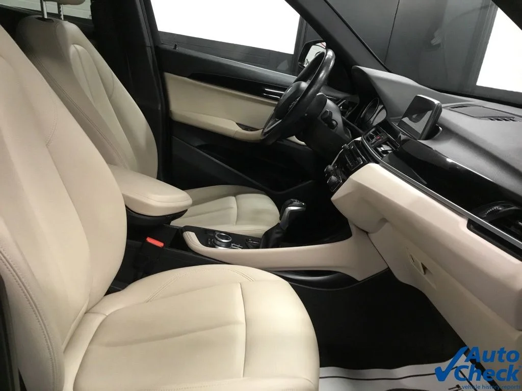 Used 2019 Gray BMW xDrive28i image 37