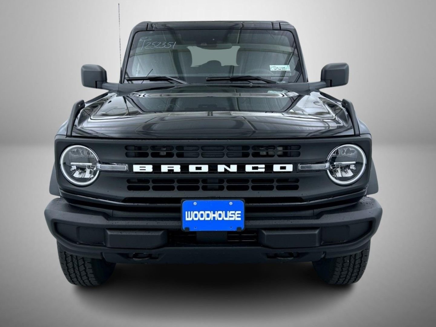 New 2025 Shadow Black Ford Big Bend image 2