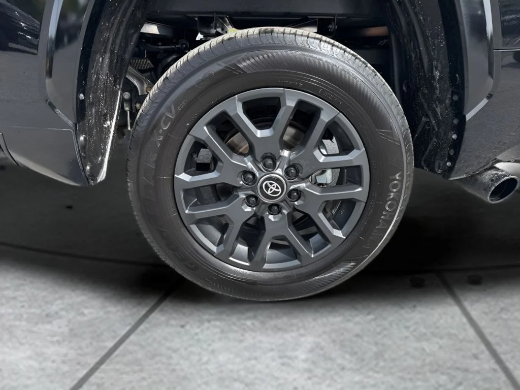 Used 2025 Black Toyota Platinum image 33