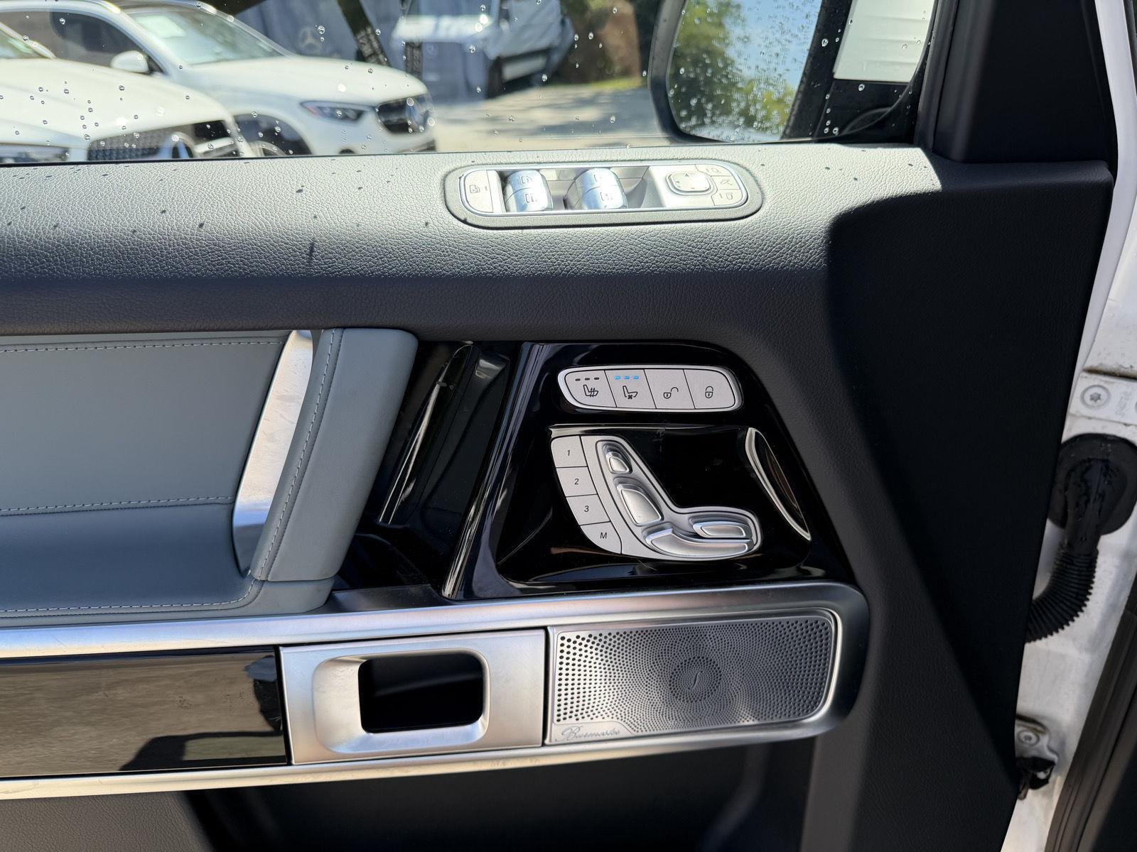 Certified Used 2025 MANUFAKTUR Moonlight White Magno Mercedes-Benz AMG® G 63 image 6