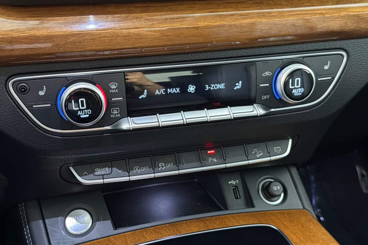 Used 2023 BLACK Audi S line Premium Plus image 18