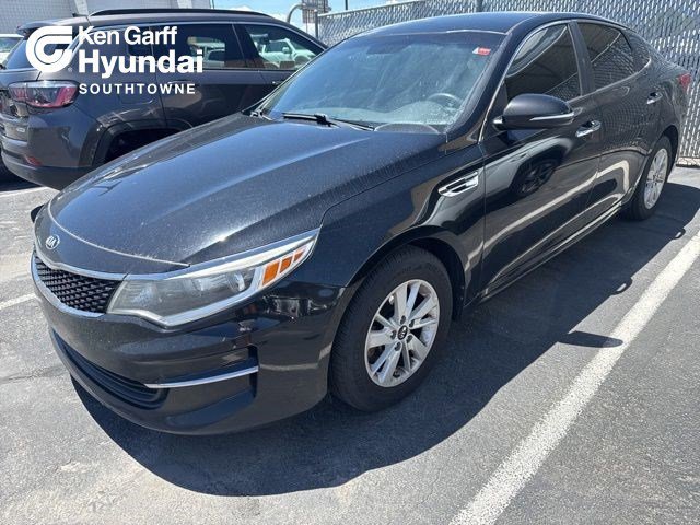 2017 Kia Optima LX AT's photo