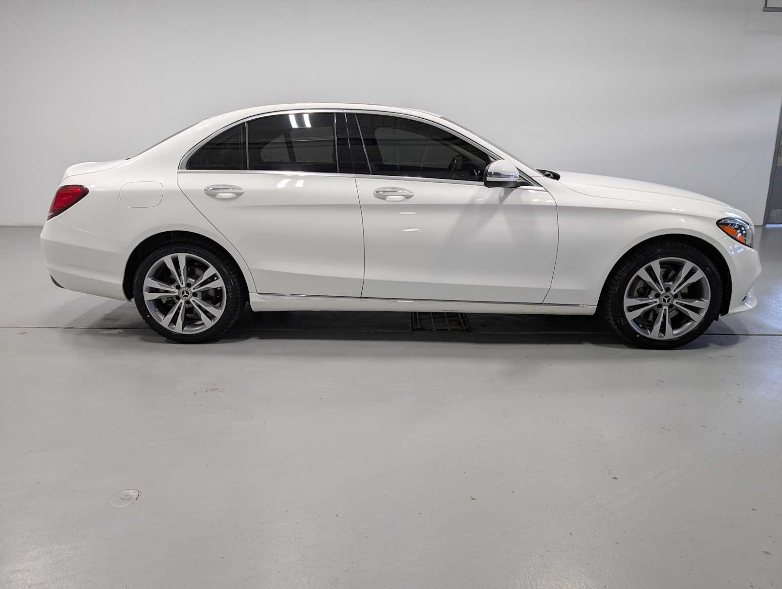 Used 2019 Polar White Mercedes-Benz C 300 image 8