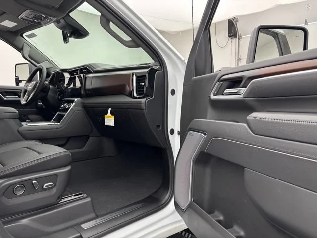 2026 GMC Sierra 2500HD Denali - Photo 35