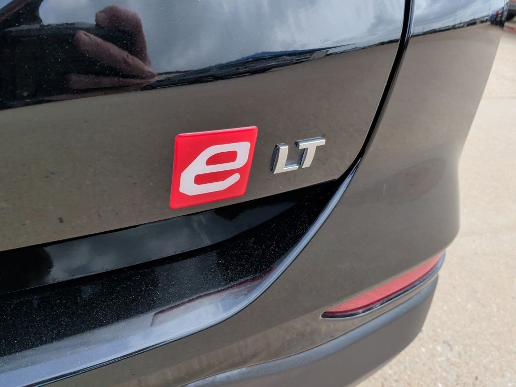 Used 2022 Black Chevrolet LT image 42