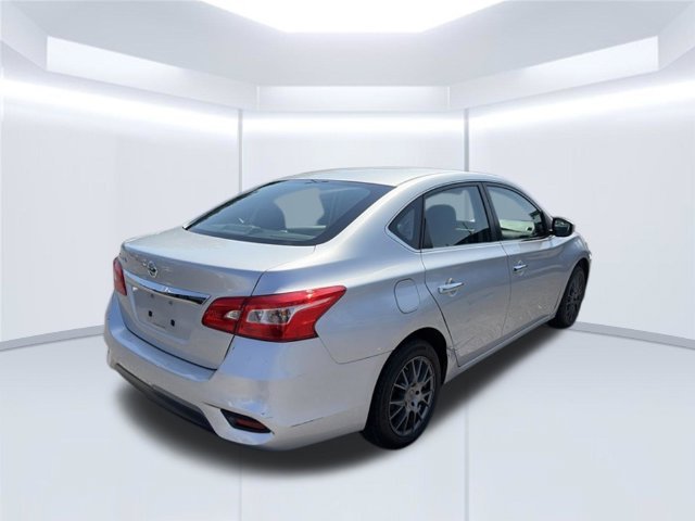 Used 2016 Silver Nissan S image 6