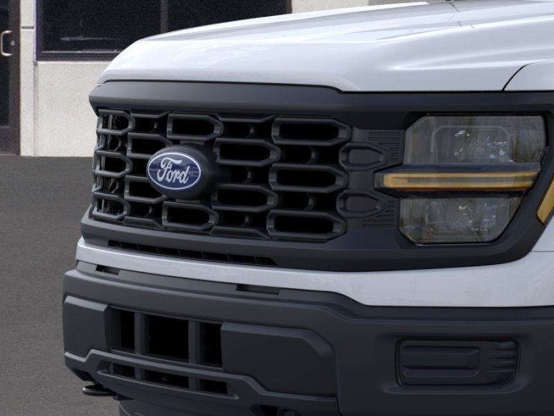 New 2026 Oxford White Ford XL image 17