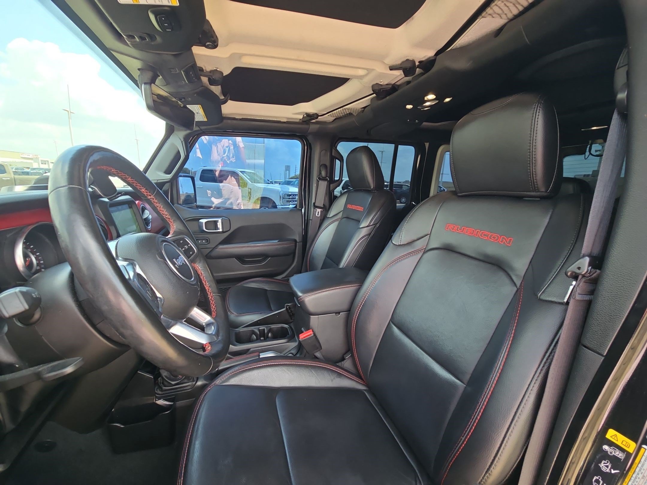 Used 2022 Black Clearcoat Jeep Unlimited Rubicon image 13