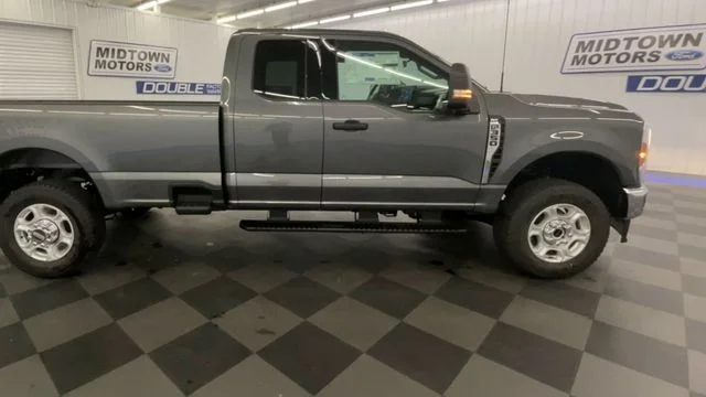 New 2026 Carbonized Gray Metallic Ford F-350® XLT image 9