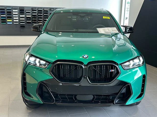 New 2027 Isle of Man Green Metallic BMW M60i image 2