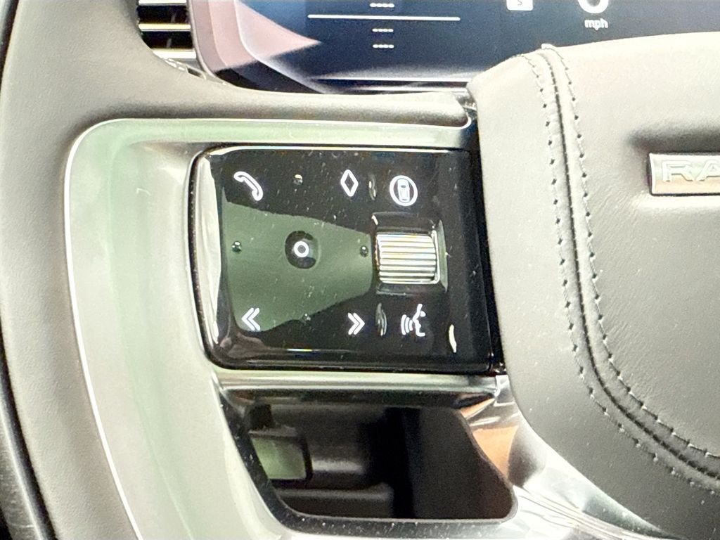 New 2026 Carpathian Gray Premium Metallic Land Rover SE image 11