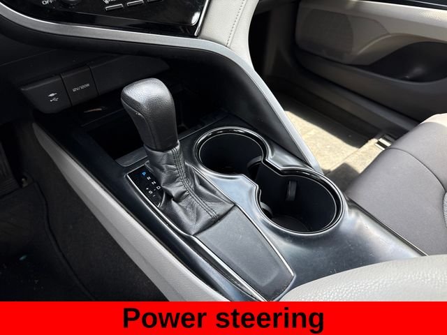 Used 2018 Gray Toyota LE image 20
