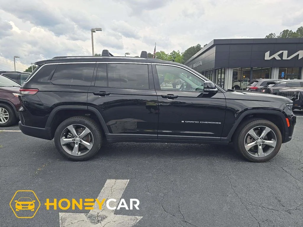 2022 Jeep Grand Cherokee L Limited 4x4's photo