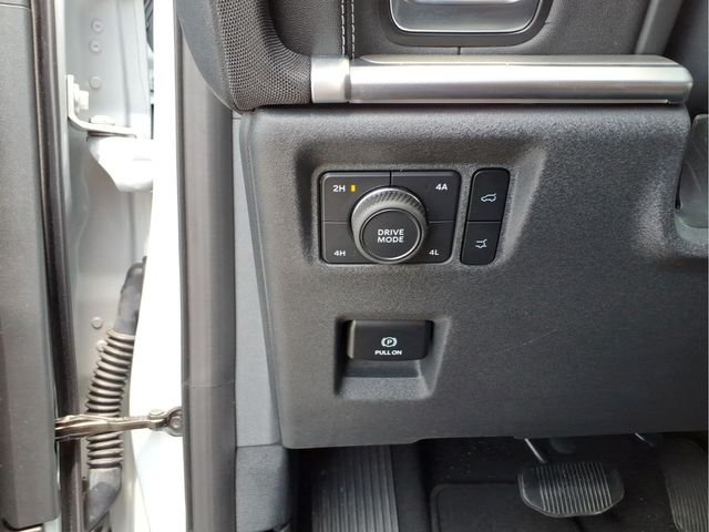 Used 2025 Silver Ford Platinum image 22