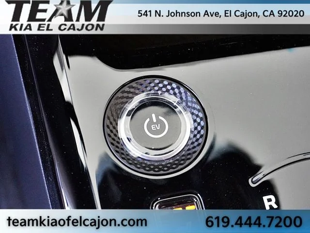 New 2026 Black Kia Wind image 34