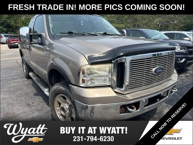 Used 2006  Ford XL image 1