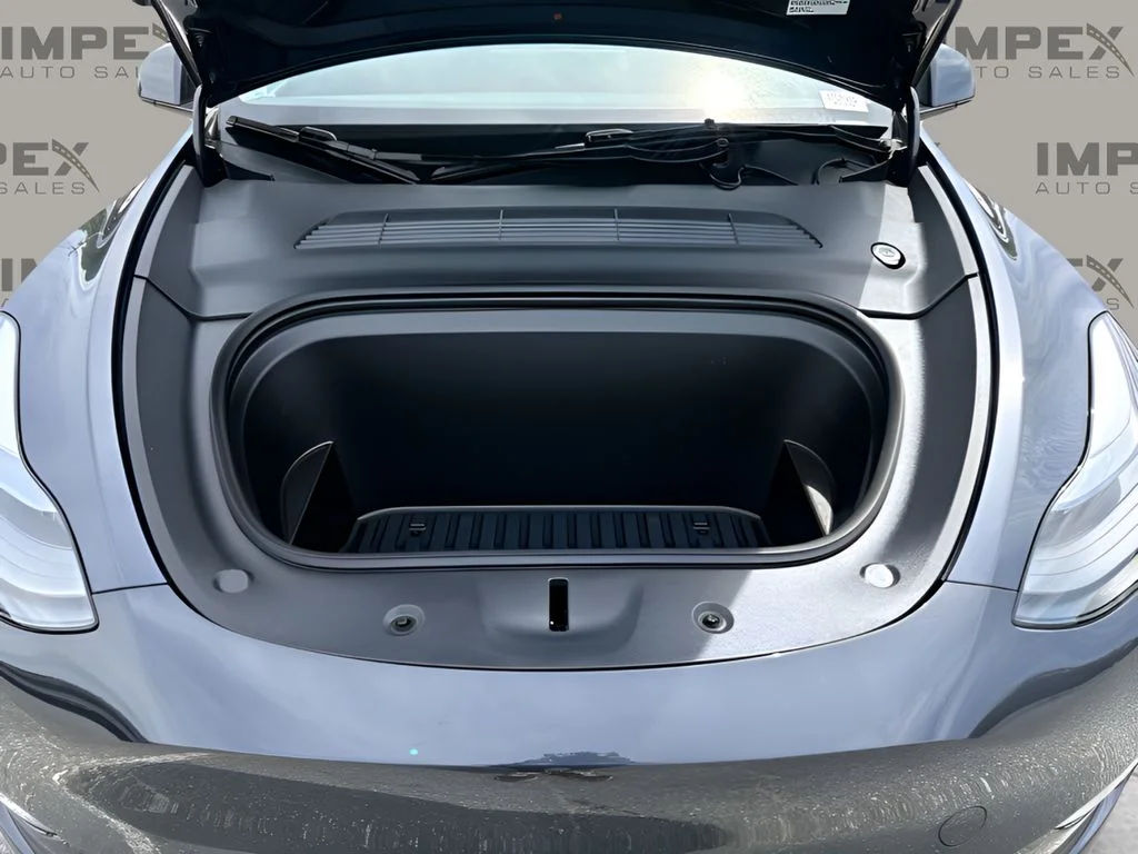 Used 2024 Black Tesla Long Range image 37