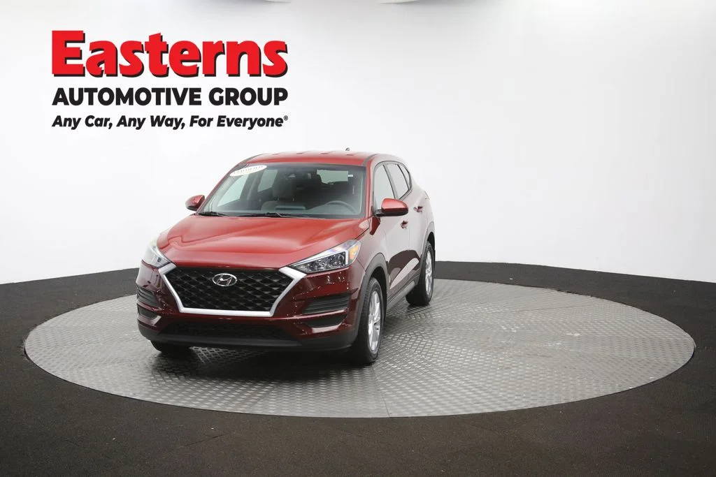 Used 2020 Red Hyundai SE image 53