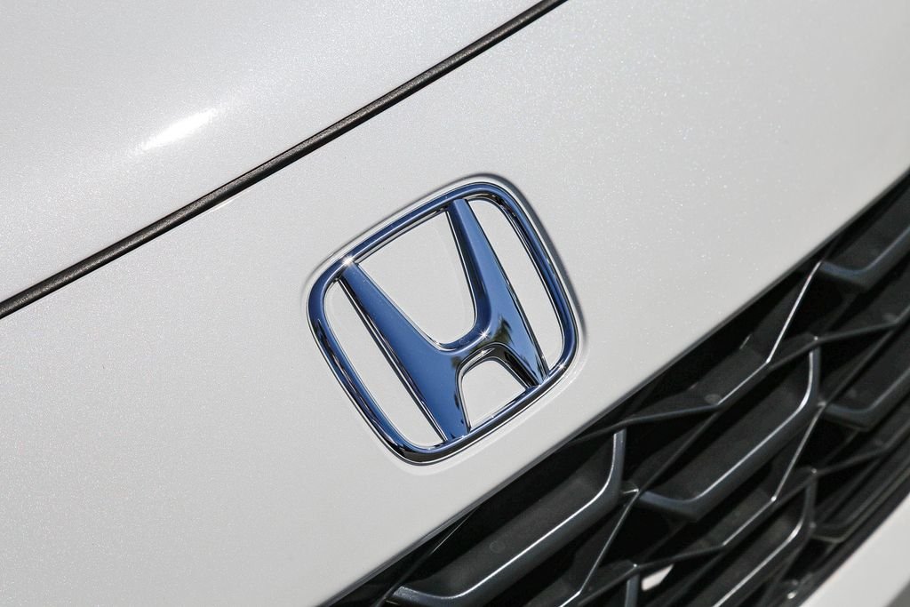 New 2027 Platinum White Pearl Honda LX image 12