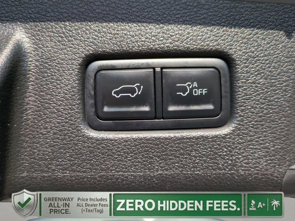 Used 2023 Everlasting Silver Kia SX image 10