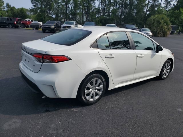 Used 2023 White Toyota LE image 6