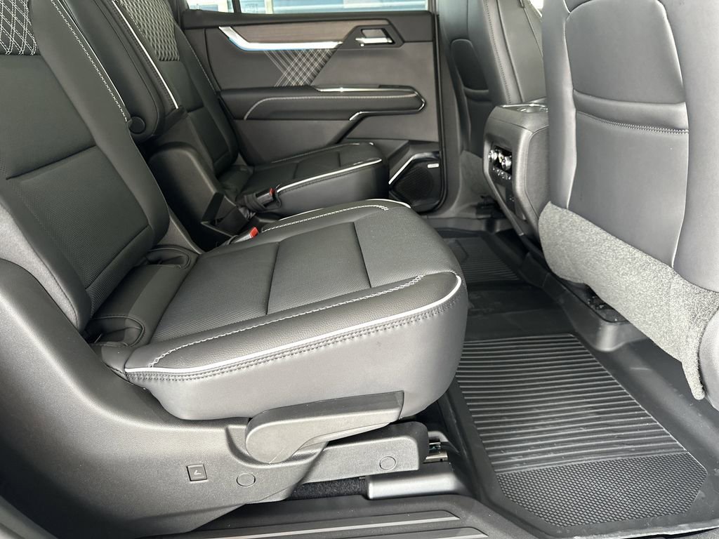 2026 GMC Acadia Denali - Photo 39