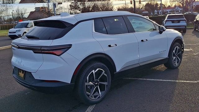 2026 Chevrolet Equinox EV 2LT - Photo 8