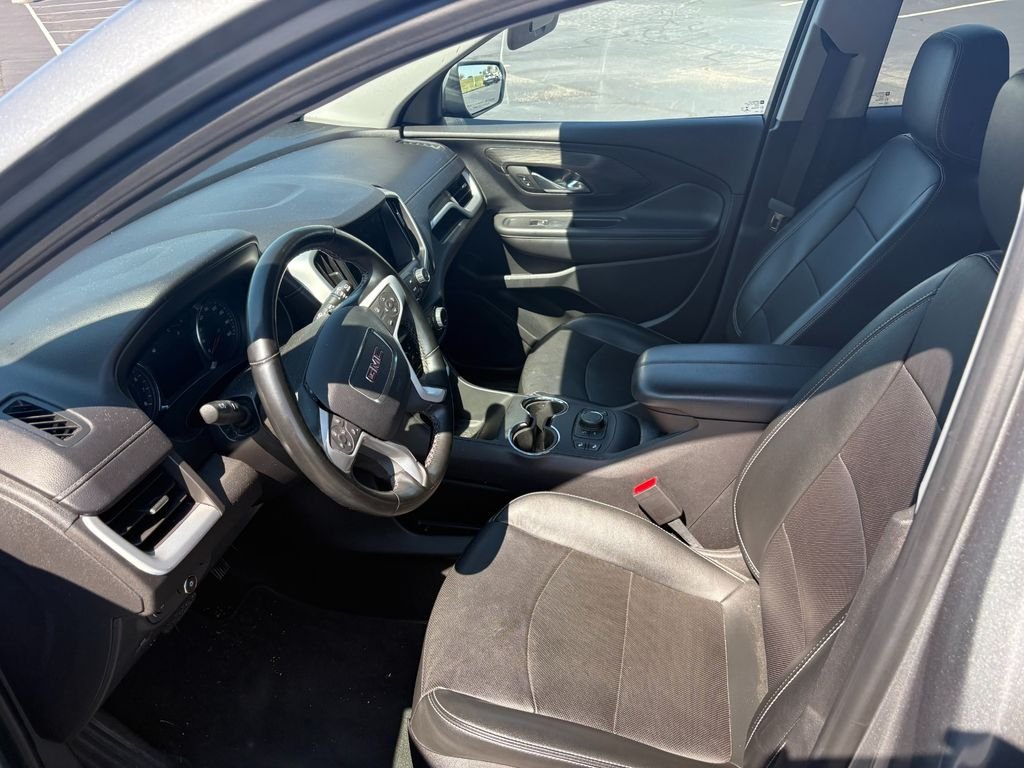 Used 2023 Sterling Metallic GMC SLT image 8
