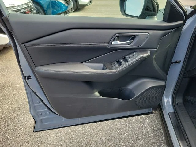 New 2026 Gray Nissan Dark Armor image 5