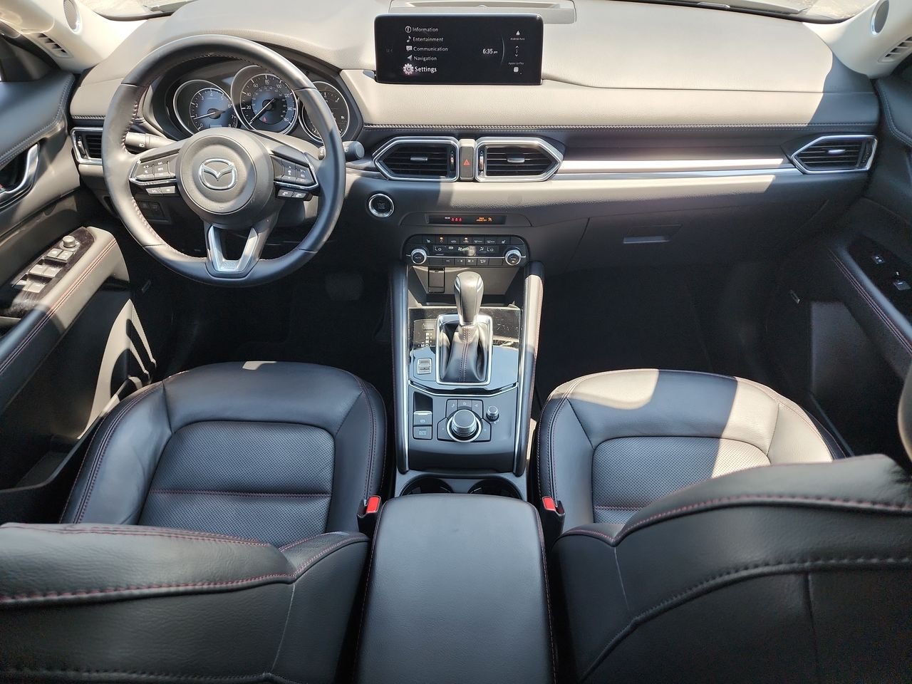 Used 2025  Mazda 2.5 S Carbon Edition image 22