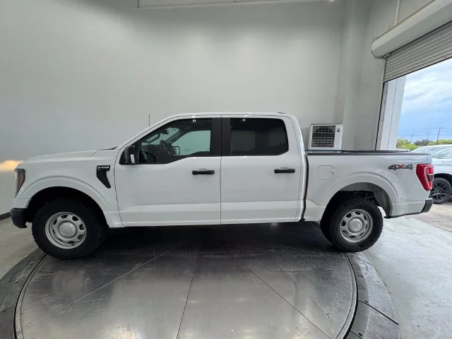 Used 2023 Oxford White Ford XL image 16
