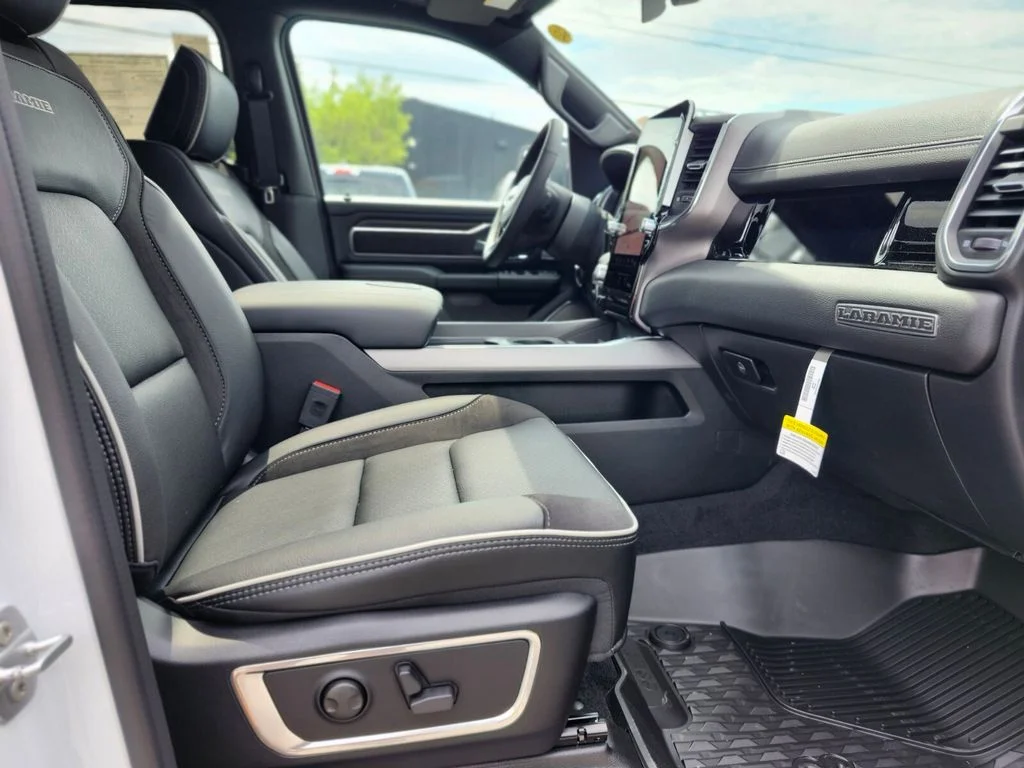 New 2026 Bright White Clear-Coat Exterior Paint RAM Laramie image 11