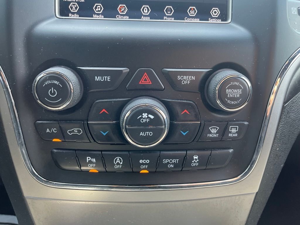 Used 2018 White Jeep Laredo E image 16