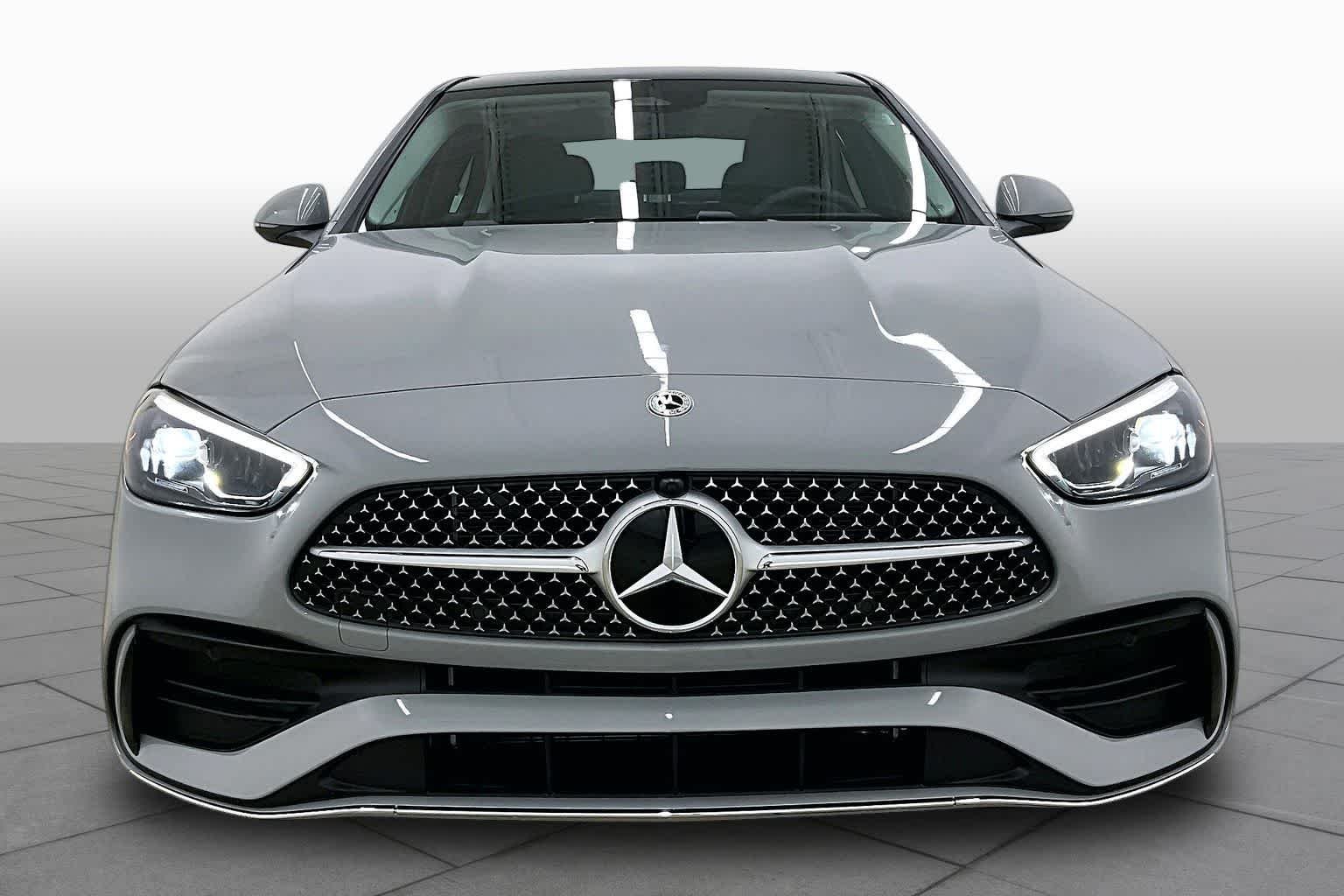 New 2026 MANUFAKTUR Alpine Grey Mercedes-Benz C 300 image 3