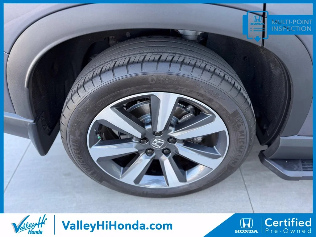 Certified Used 2025 Modern Steel Metallic Honda 2WD Touring image 11