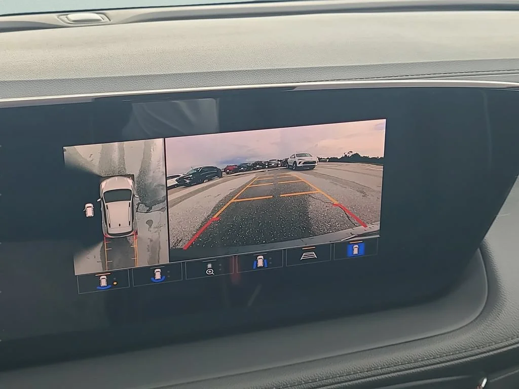 New 2026 Moonstone Gray Metallic Buick Avenir image 17
