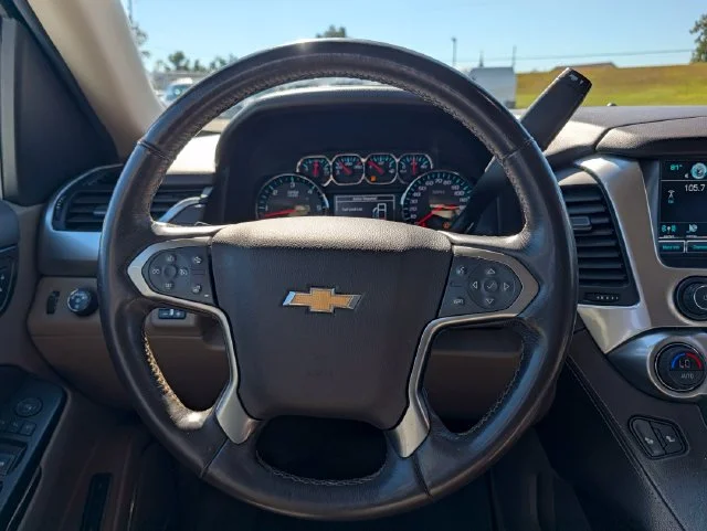 Used 2019 White Chevrolet LT image 14
