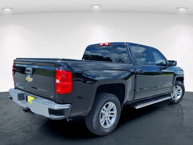 Used 2017 Black Chevrolet LT image 6
