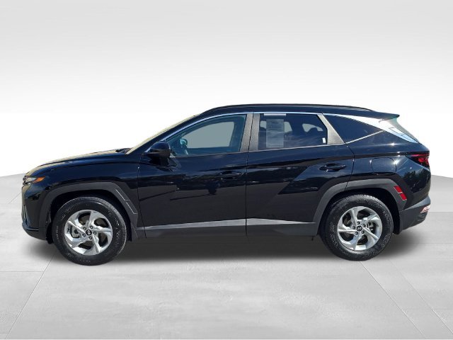 Used 2024 Black Hyundai SEL image 2