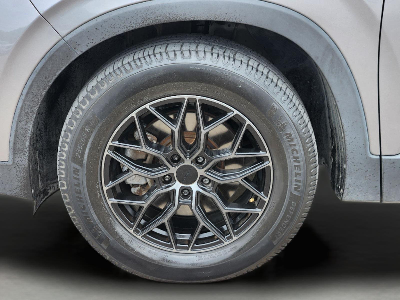 Certified Used 2019 Machine Gray Hyundai SE image 9