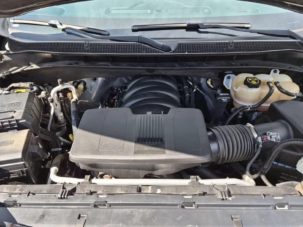 Used 2023 Black Chevrolet Premier image 32