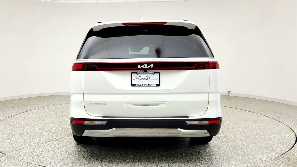 Used 2024 Snow White Pearl Kia SX Prestige FWD image 6