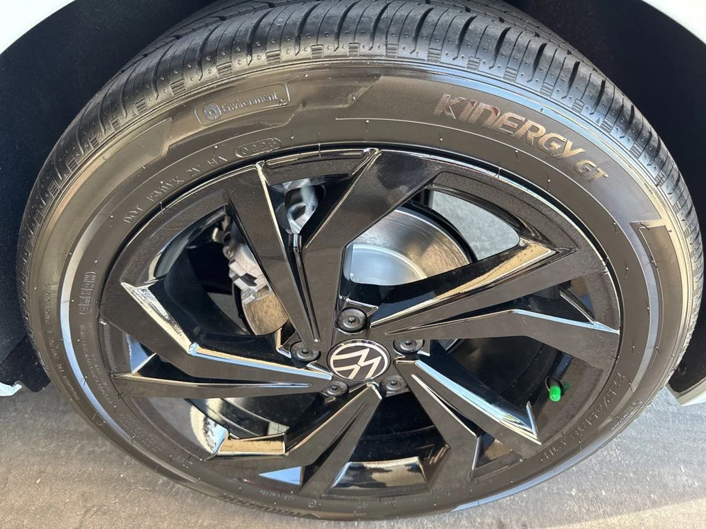 New 2026 Gray Volkswagen 1.5T SE image 27