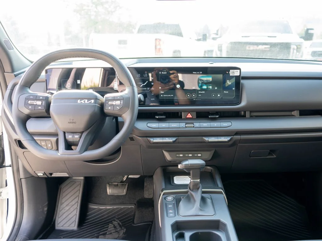 New 2027 Snow White Pearl Kia X-Line SX image 14