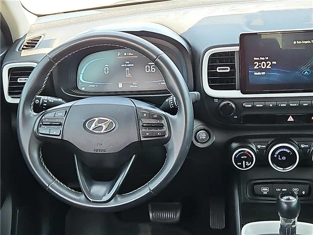 Used 2024 Gray Hyundai Limited (IVT) Front-Wheel Drive image 11