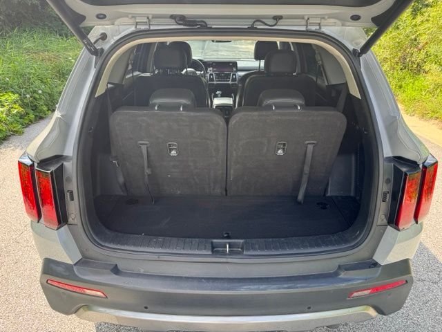 Used 2022 Gray Kia X-Line EX image 15